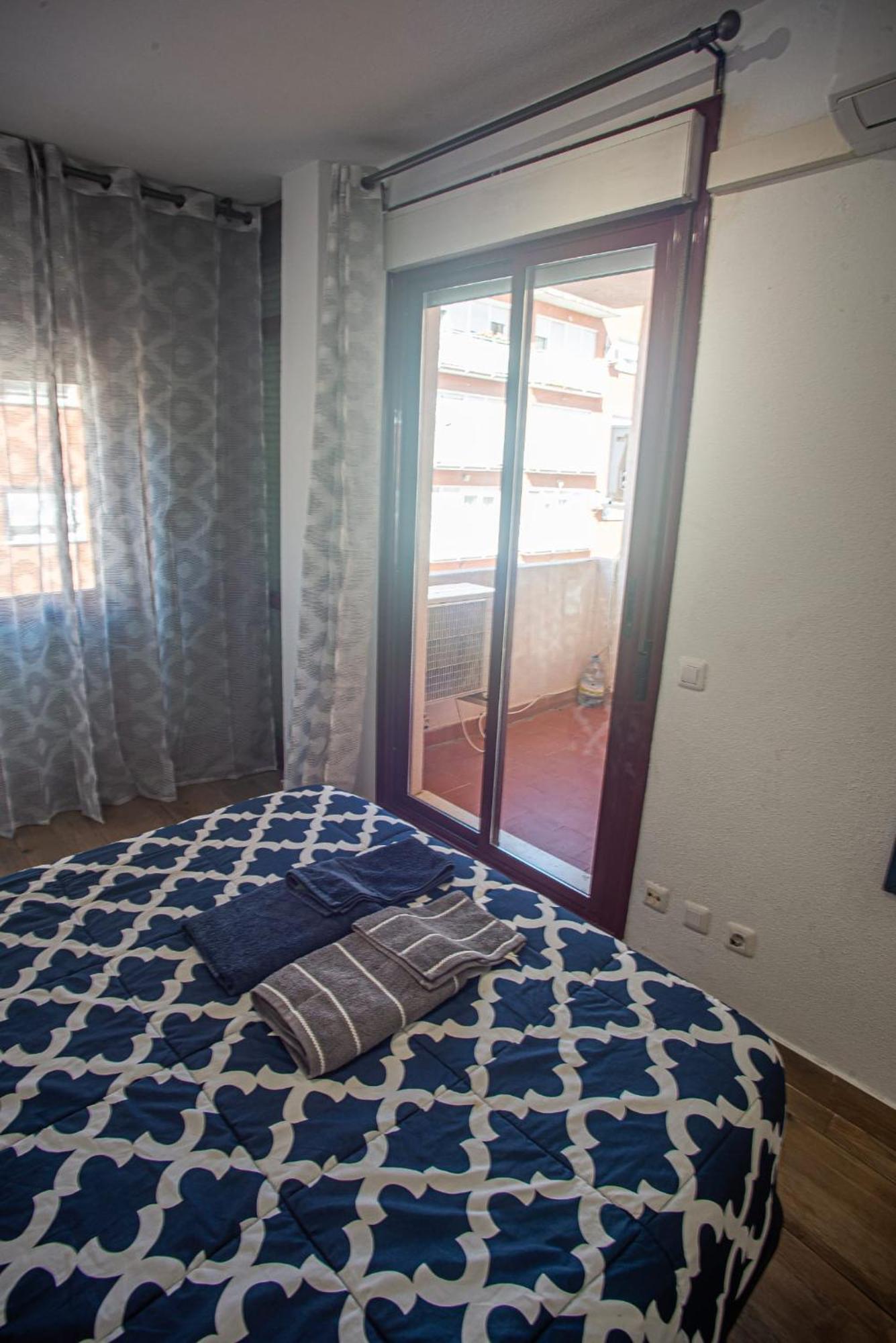 Апартаменты Parking Gratis, Alcala Magna Licencia Turistica Vt-13974 Алькала-де-Энарес Экстерьер фото